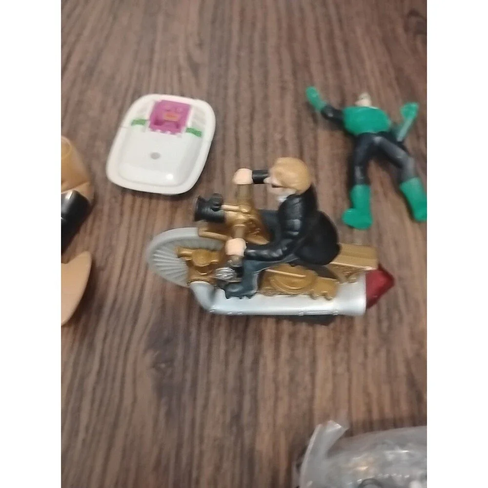 Bundle Of McDonald's And Burger King Meal Toys